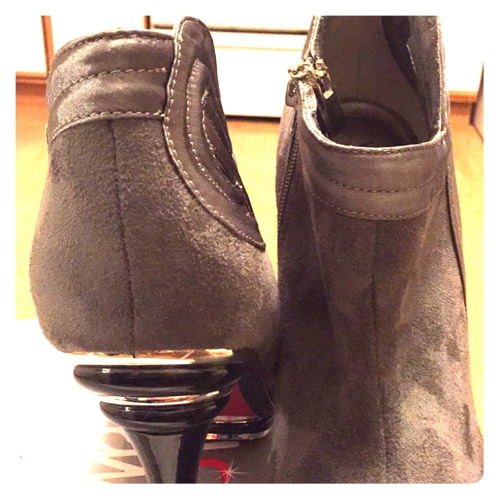 Suede like grey stylish stiletto booties